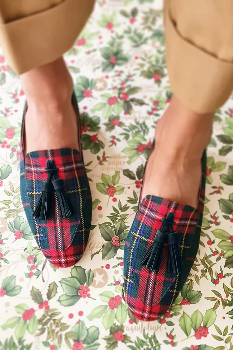 Faith | Scottish Chic Loafer With Fringes