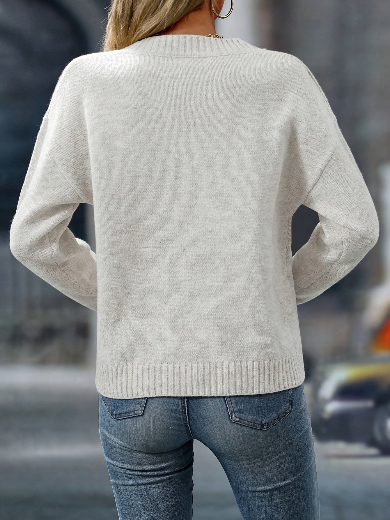 Kamila | Effortless V-Neck Knit Sweater