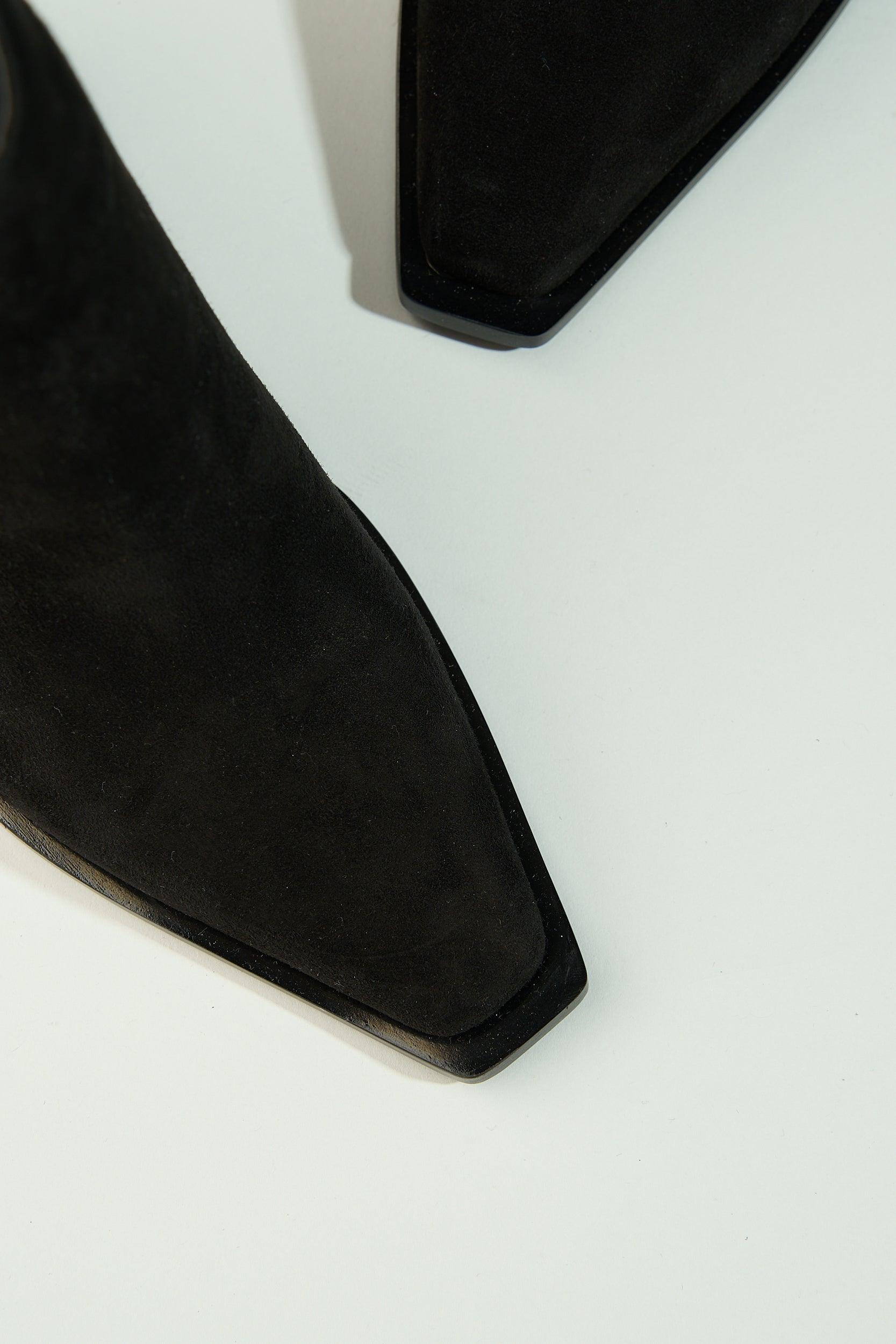 Rita | Suede