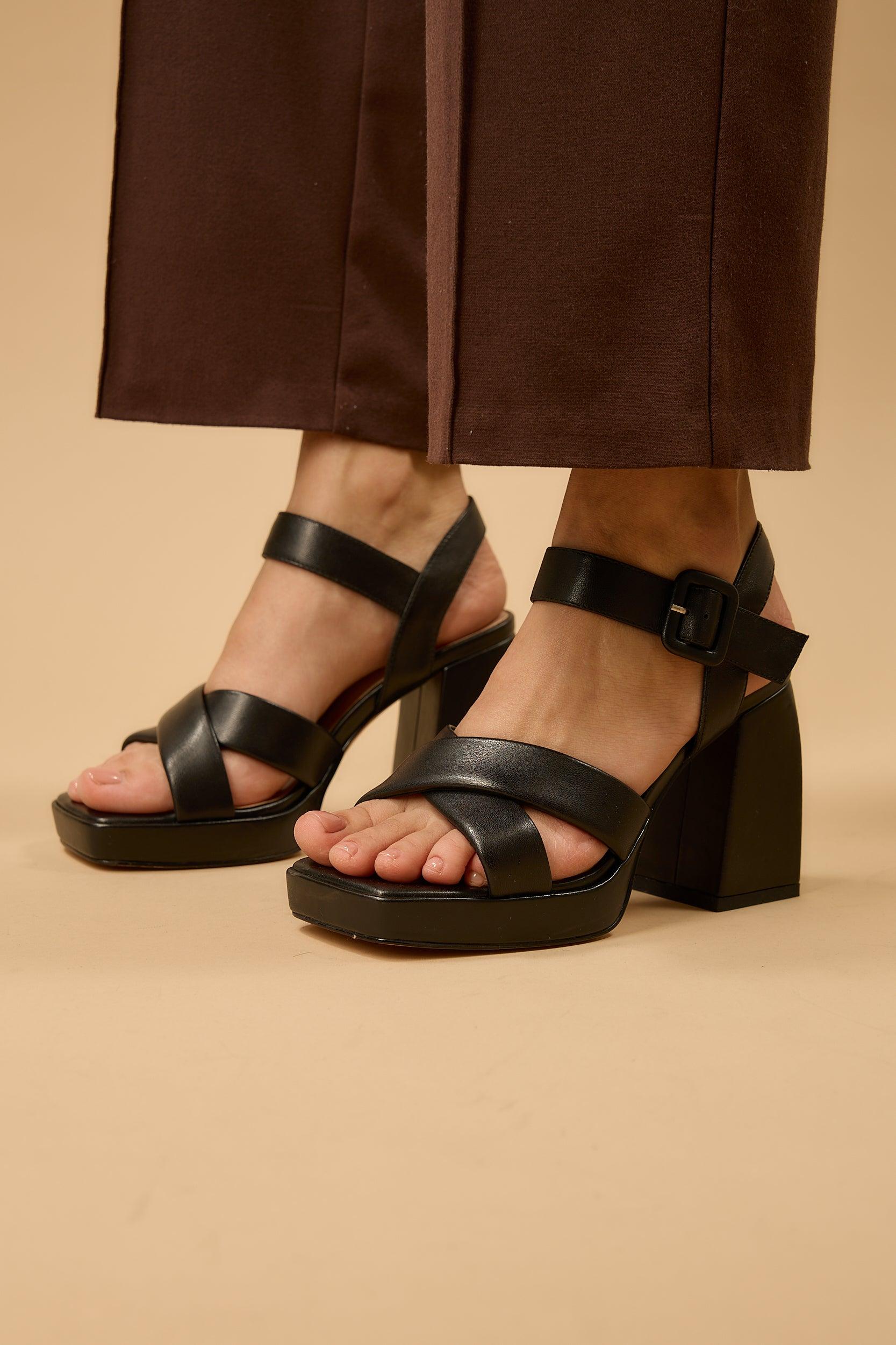 Valerie | Black