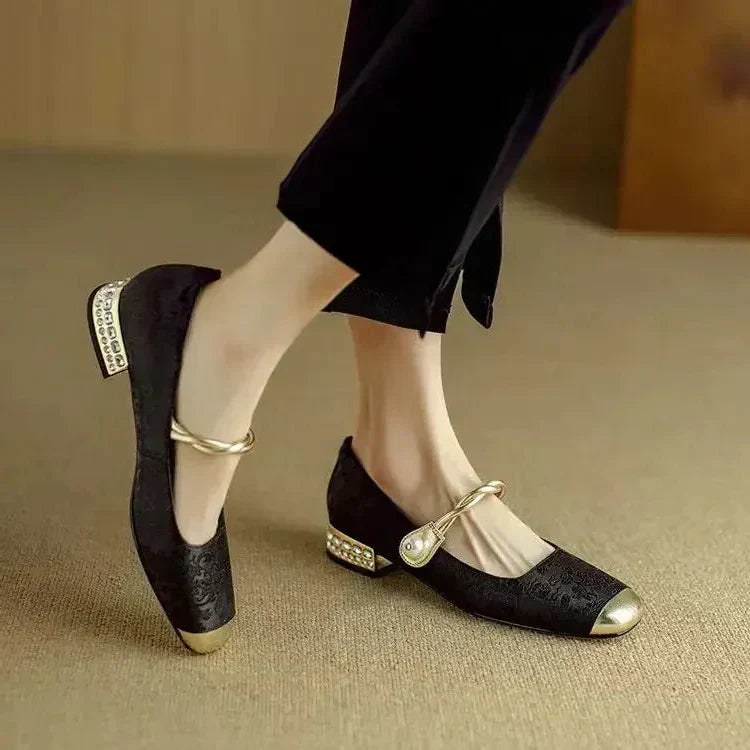 Jacqueline | Mary Janes