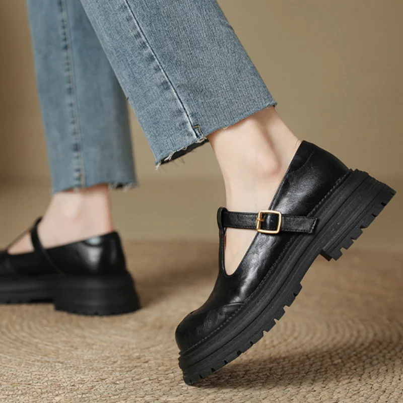 Deborah | T-bar Mary Janes
