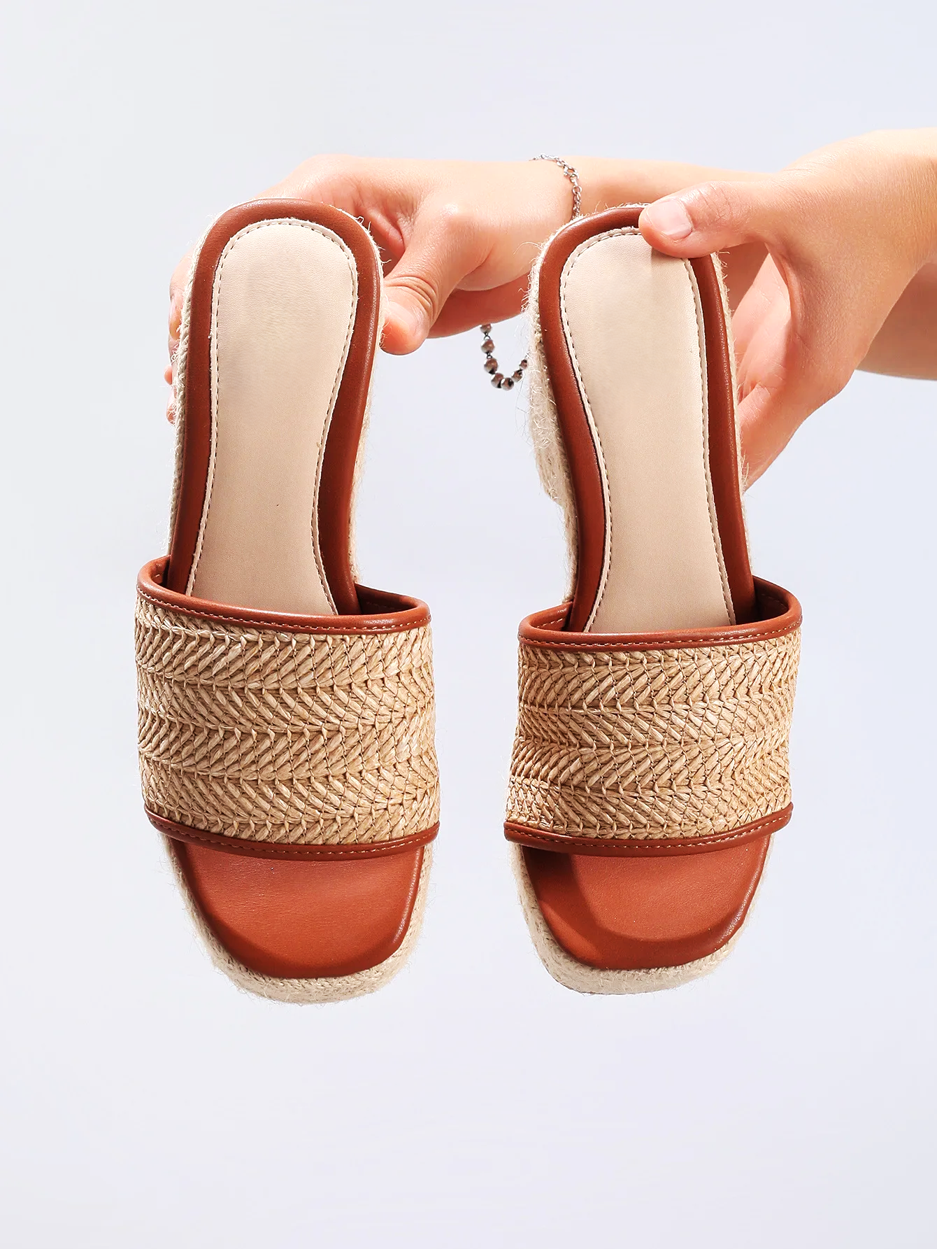 Emma | Natural Woven Heels