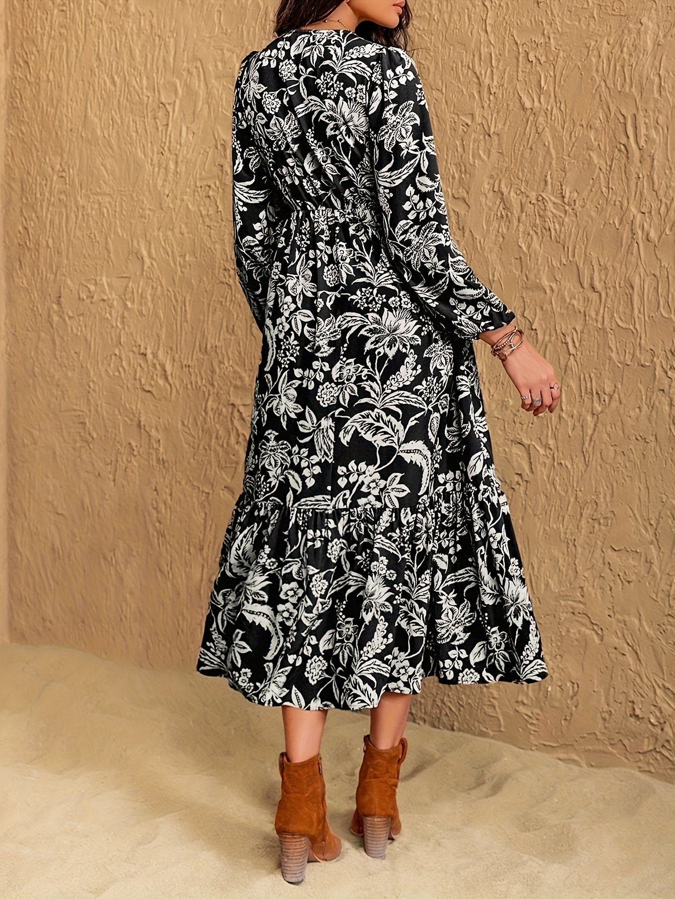 Carrie | Floral Lace Dress