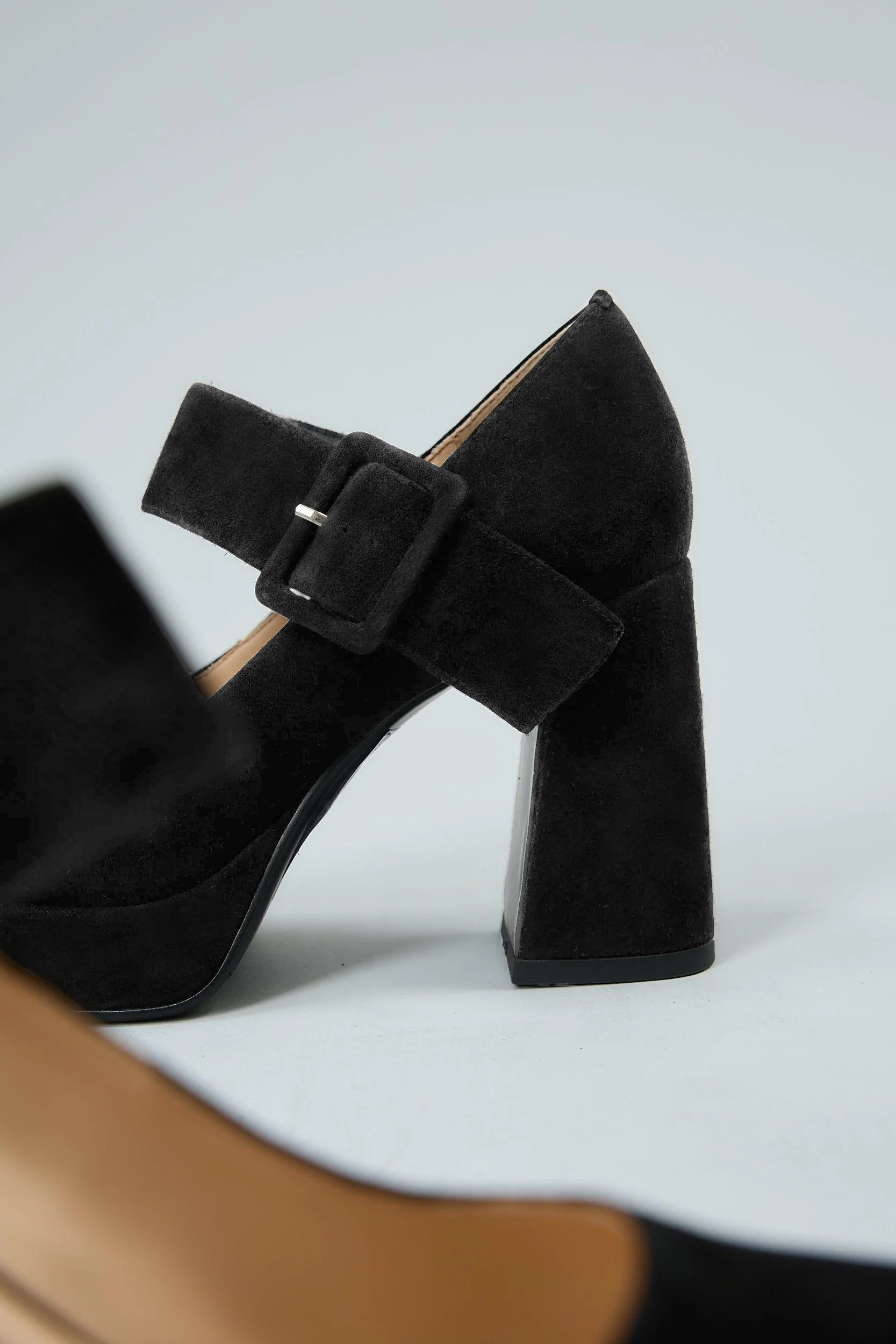 Joann | Black