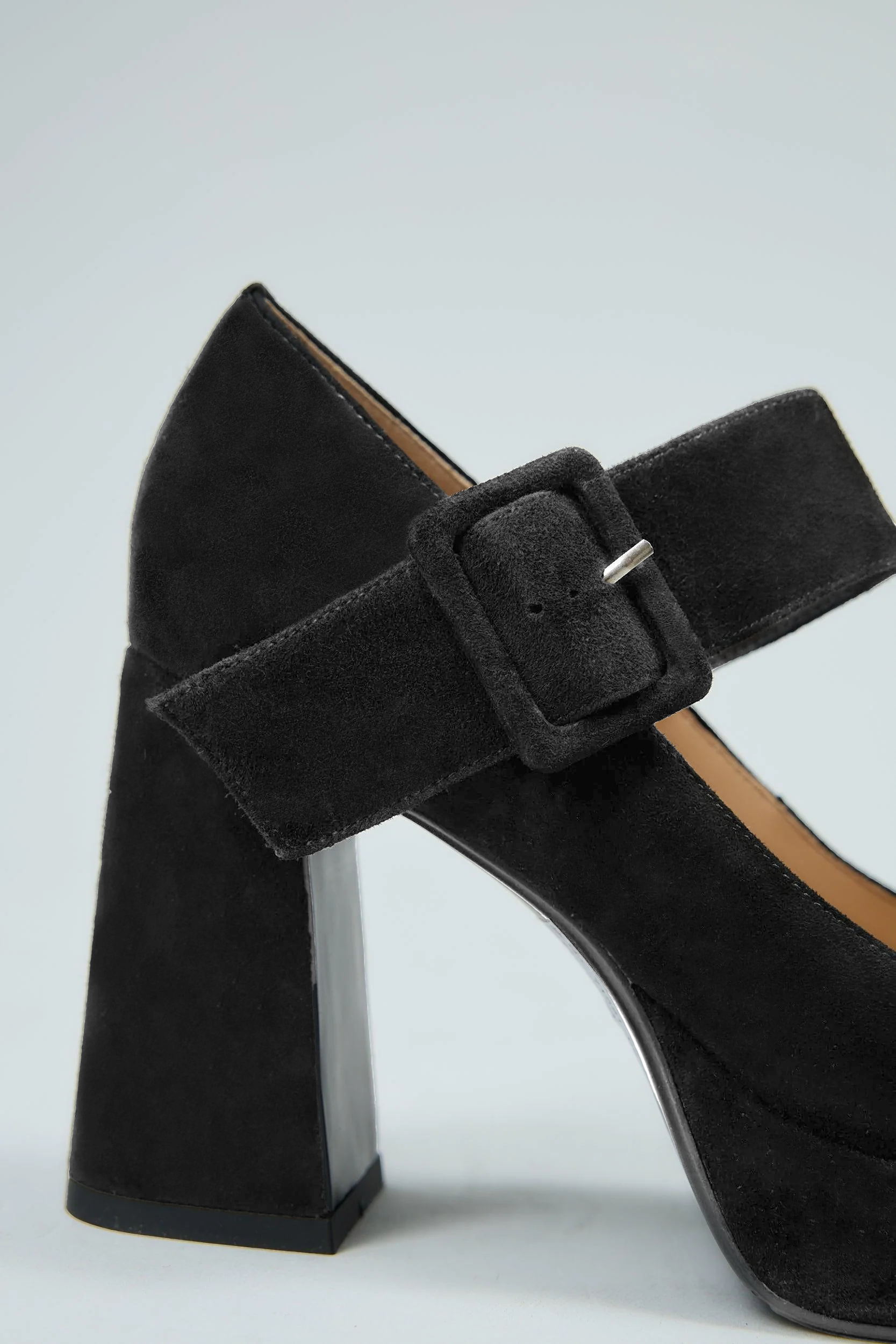 Joann | Black