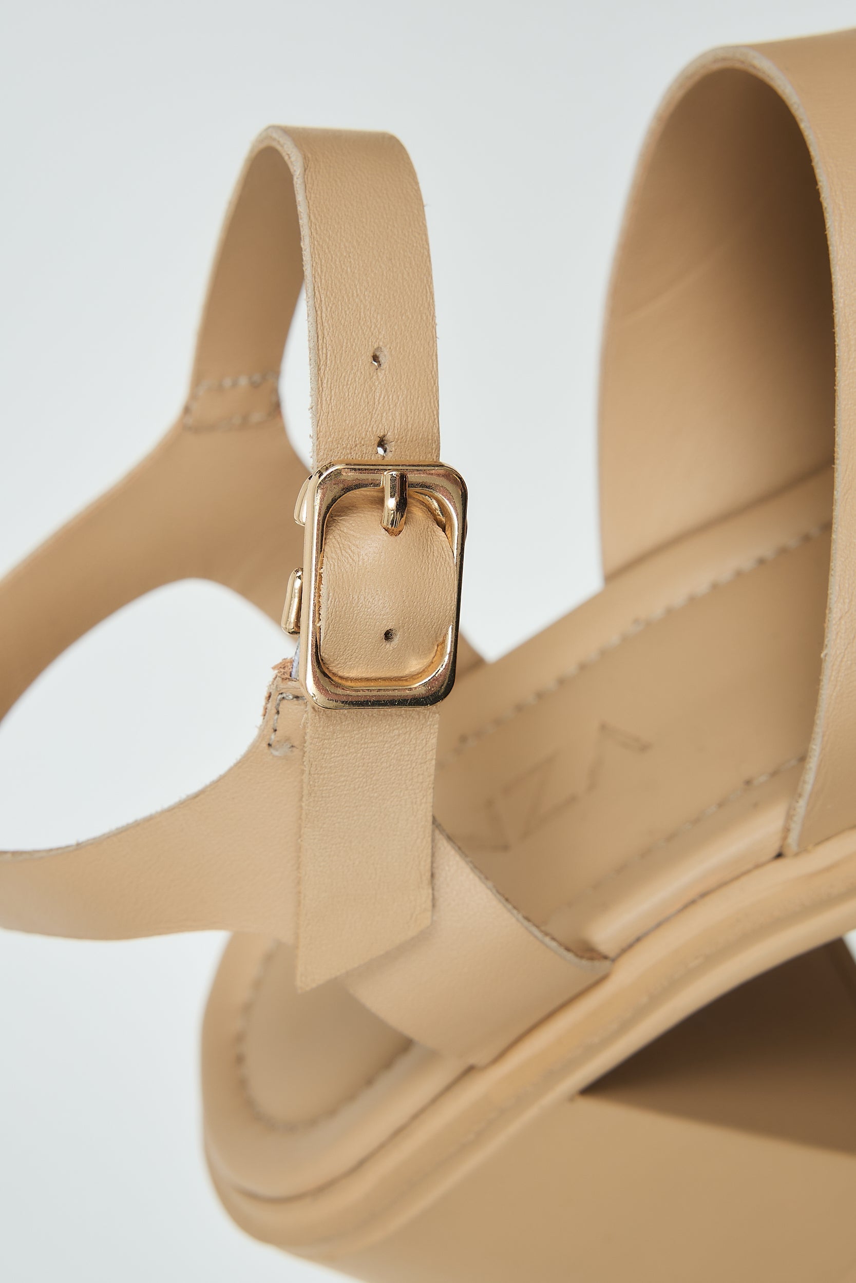 Carol | Beige