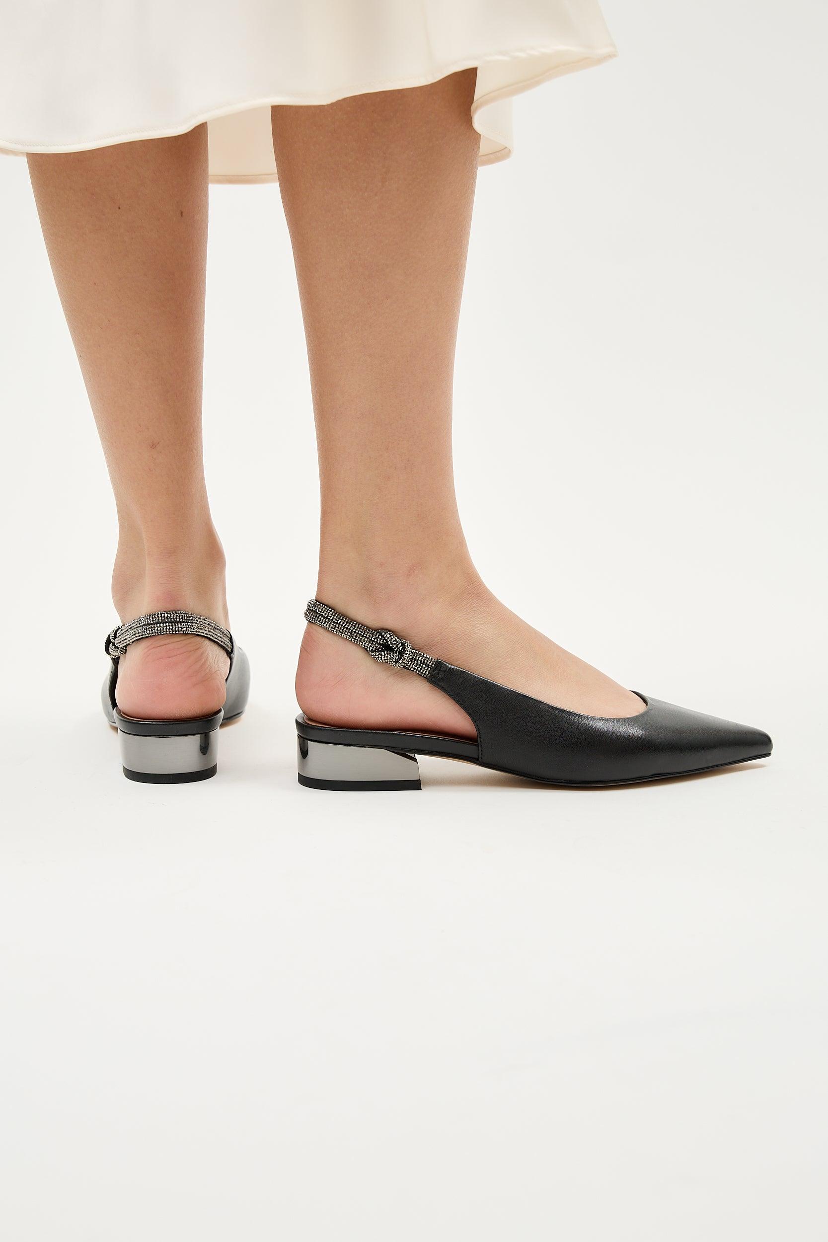 Tricia |  Matte Black