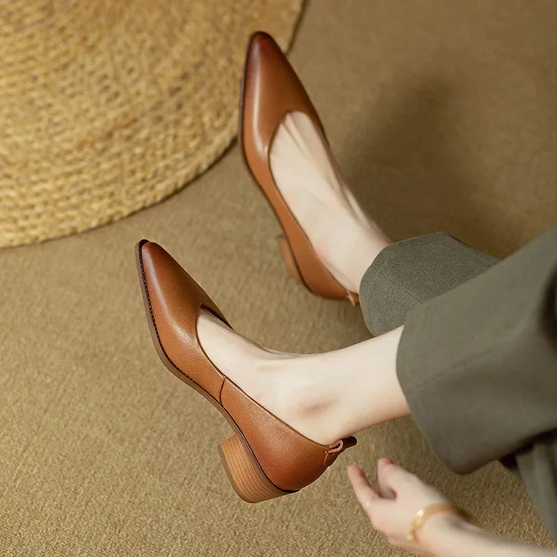 Monica | Classic Pumps
