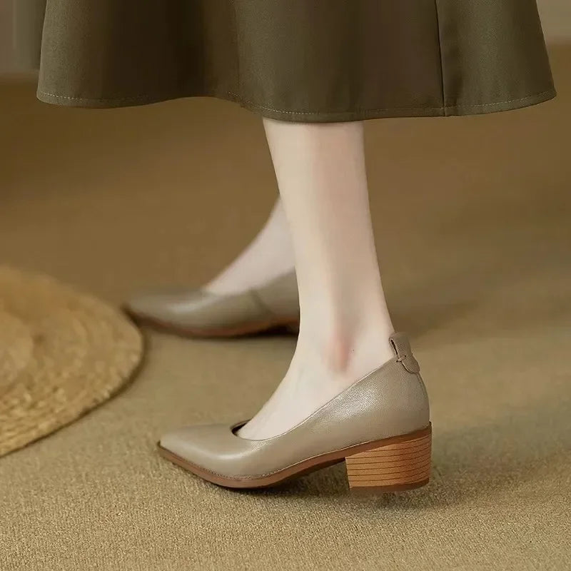 Monica | Classic Pumps