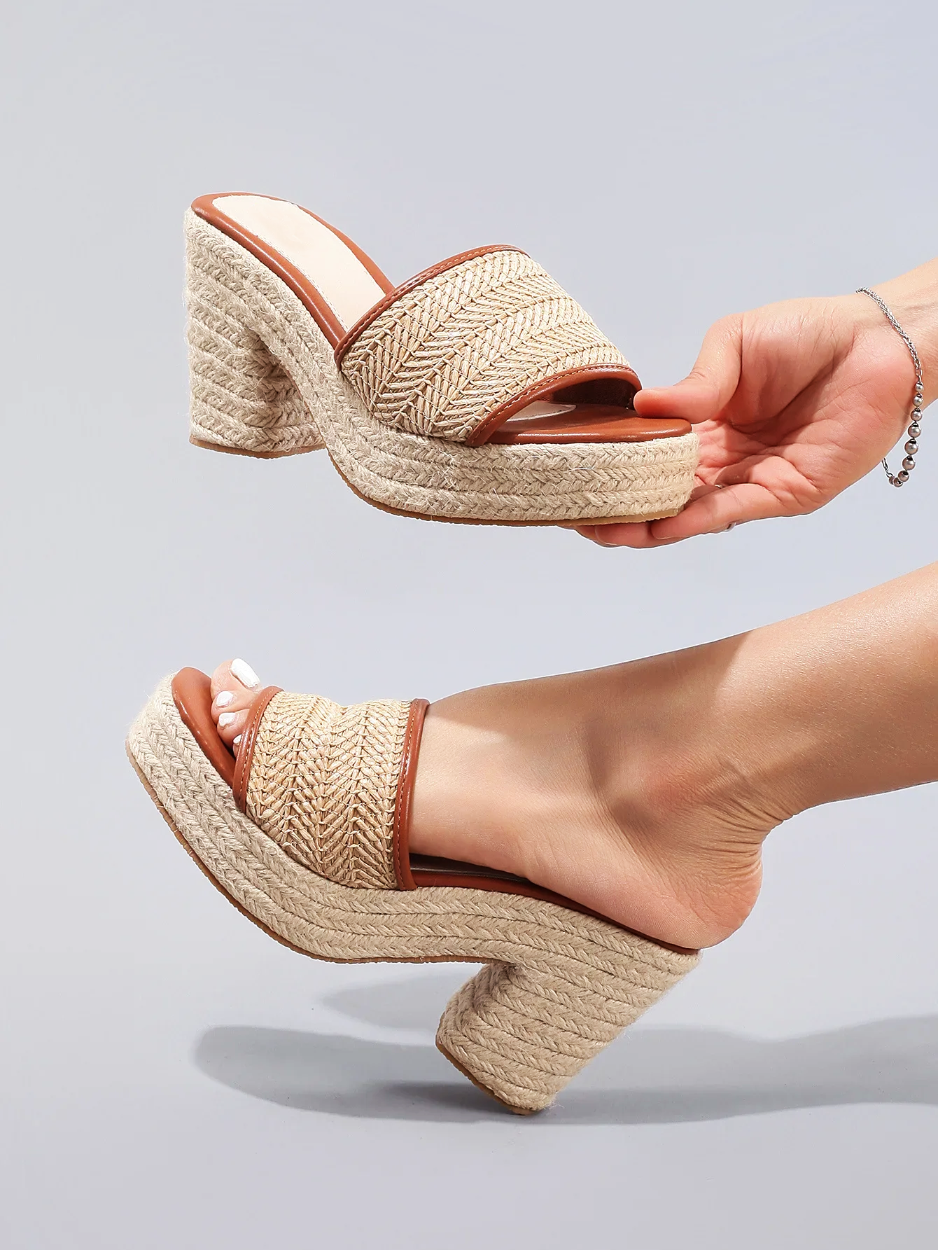 Emma | Natural Woven Heels