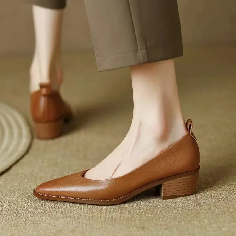 Monica | Classic Pumps