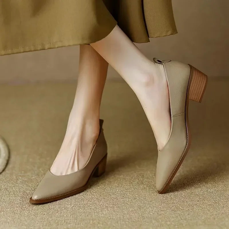 Monica | Classic Pumps